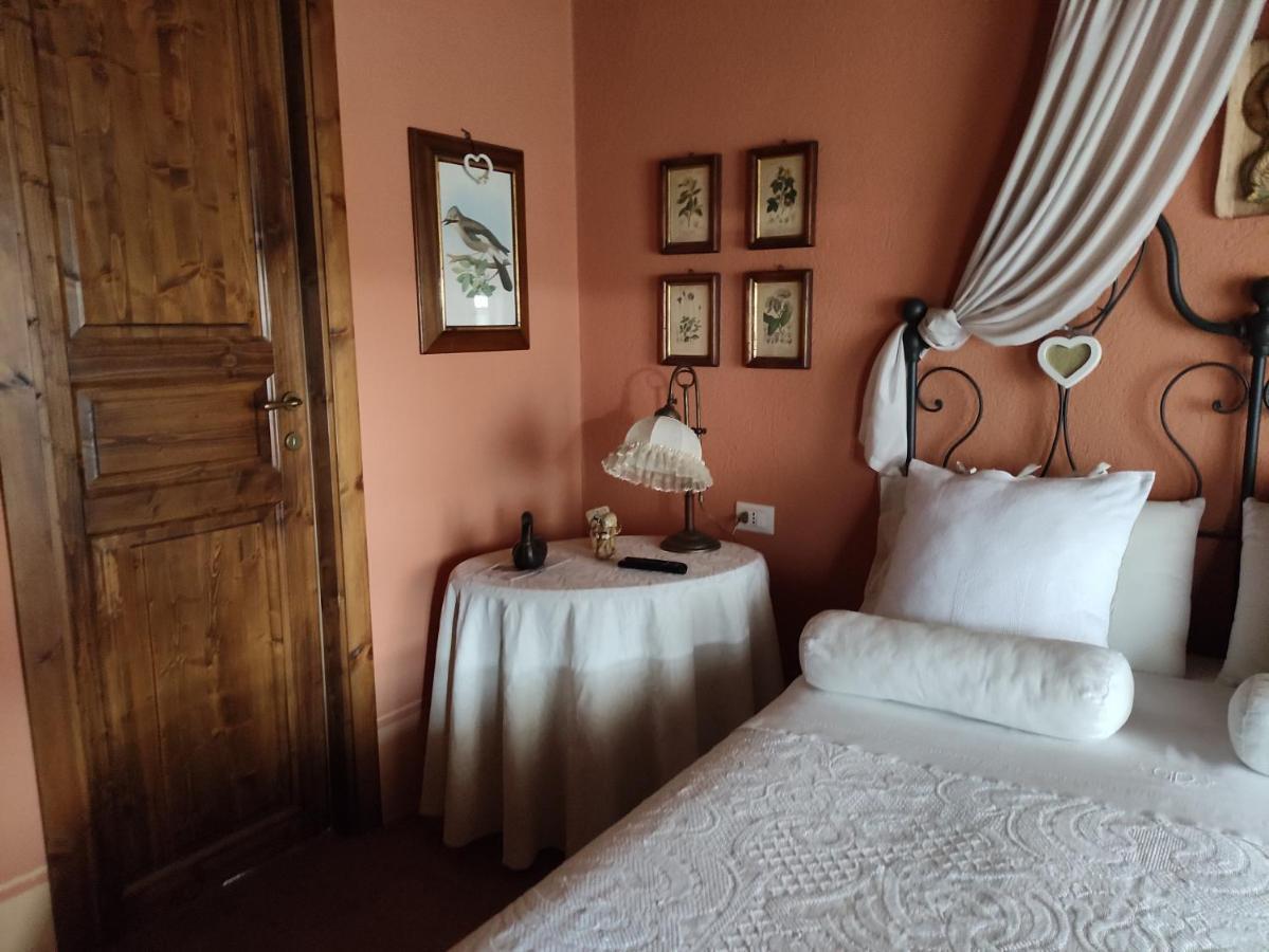 B&B Il Salice Veruno Bagian luar foto