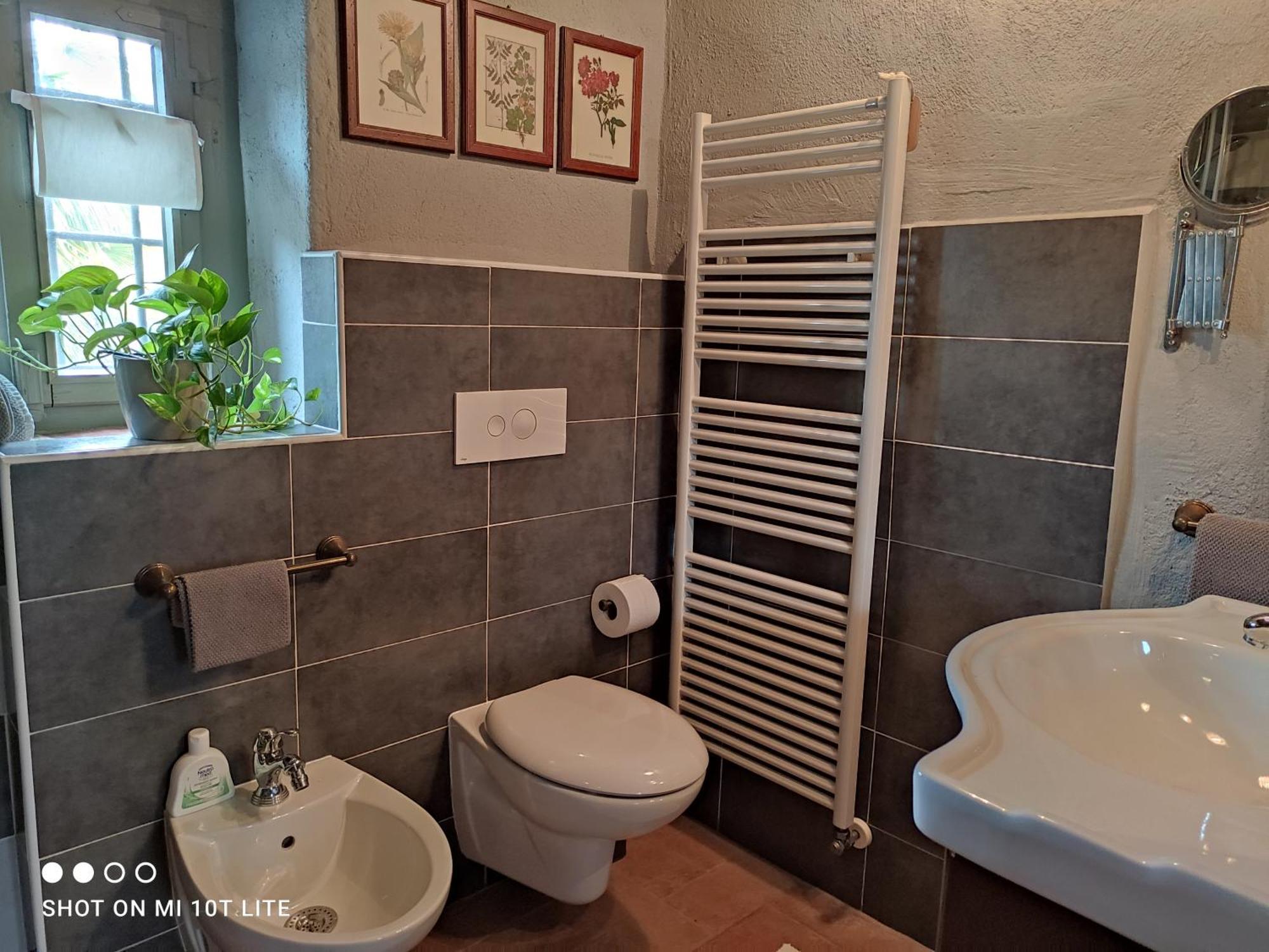 B&B Il Salice Veruno Bagian luar foto