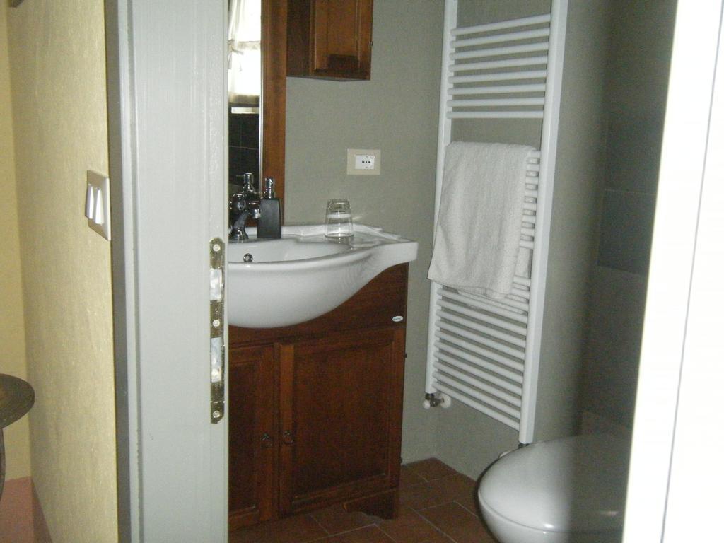 B&B Il Salice Veruno Ruang foto