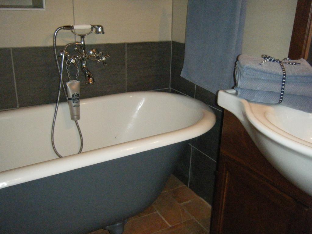 B&B Il Salice Veruno Ruang foto